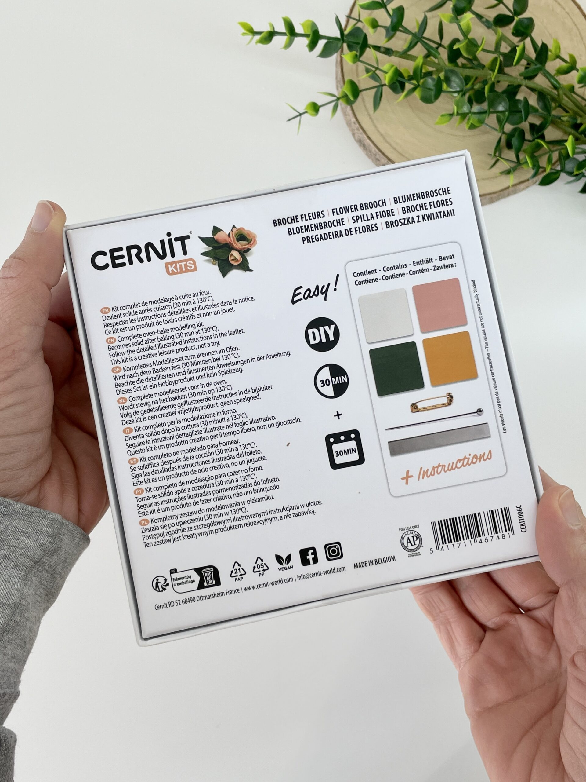 Cernit Polymer Clay Starter Kit | Flower Brooch - Image 2