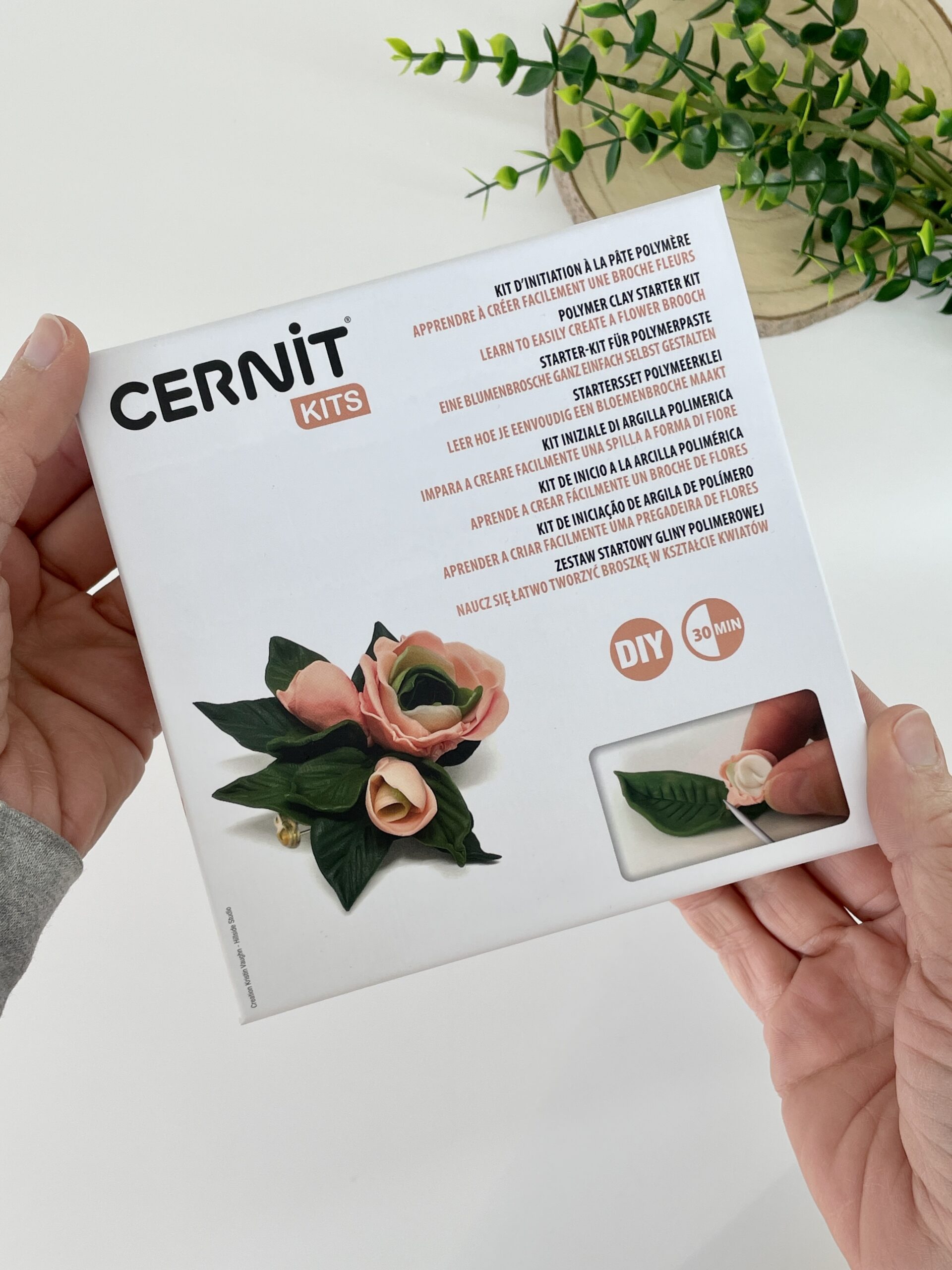 Cernit Polymer Clay Starter Kit | Flower Brooch